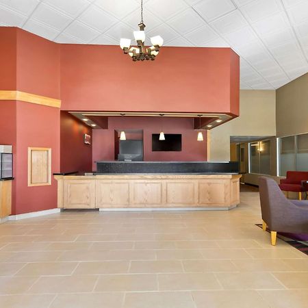 Best Western Of Olds Exterior foto