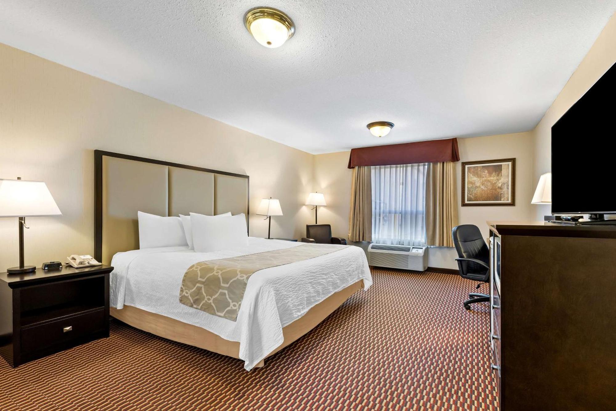 Best Western Of Olds Exterior foto