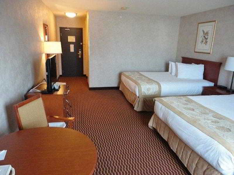Best Western Of Olds Exterior foto