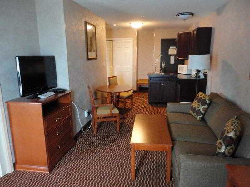 Best Western Of Olds Exterior foto